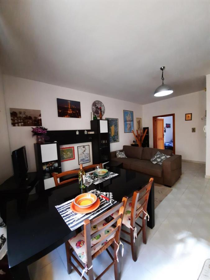 Apartamento La Casa Di Carmen Alguer Exterior foto