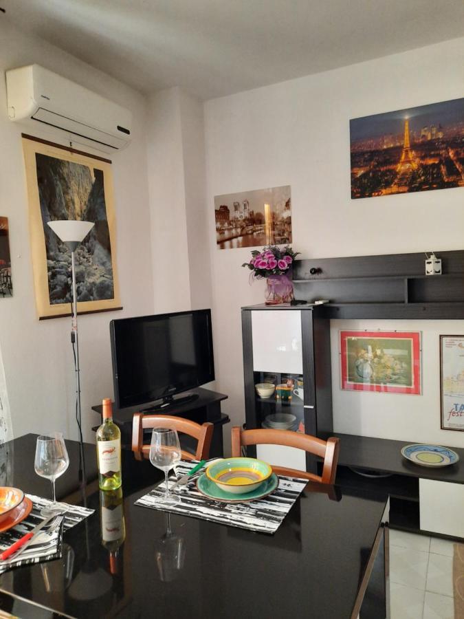 Apartamento La Casa Di Carmen Alguer Exterior foto